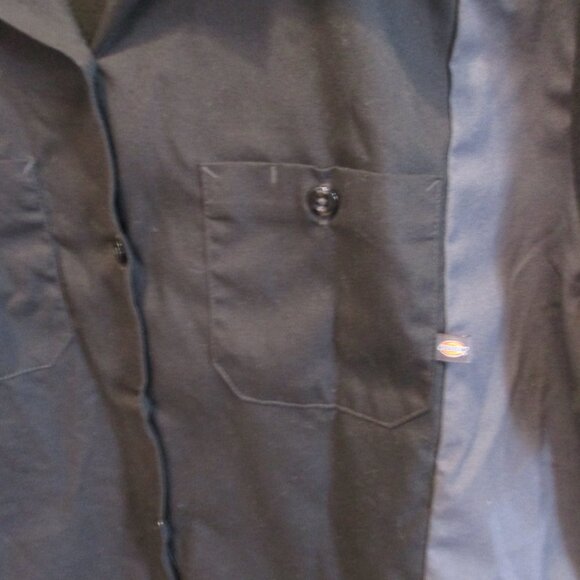 Dickies FS524 Women's Industrial Short-Sleeve Color Block Shirt in Black/Charcoa - Picture 3 of 7